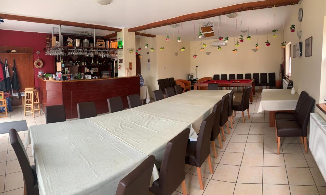 Hotel Bibic Vendeghazak Nagybajom Exteriér fotografie